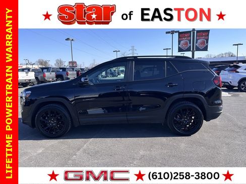 Used 2023 GMC Terrain SLE w/ Driver Convenience Package image 6