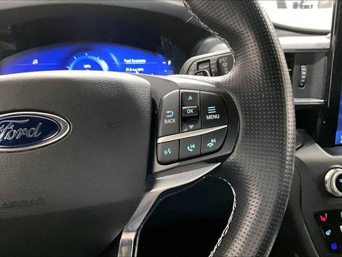 Used 2020 Ford Explorer ST w/ ST Street Pack image 17