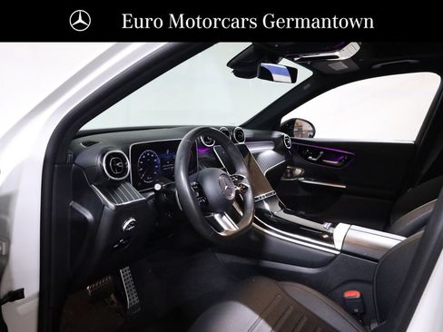 Used 2023 Mercedes-Benz GLC 300 4MATIC w/ AMG Line image 32
