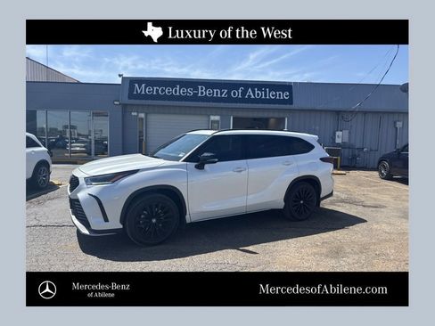 Used 2024 Toyota Highlander XSE FWD image 1