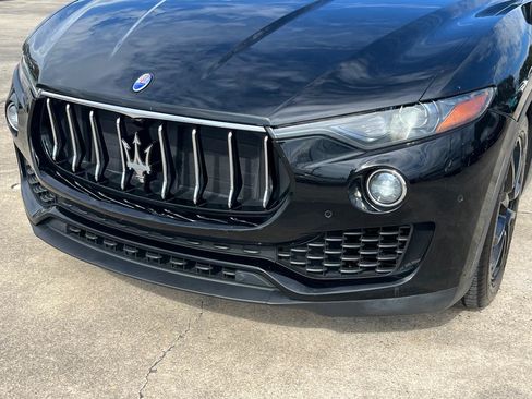 Used 2018 Maserati Levante AWD/4WD image 92