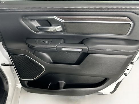 Used 2025 RAM 1500 Laramie image 28