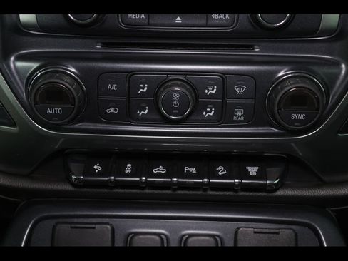 Used 2016 Chevrolet Silverado 2500 LTZ w/ Duramax Plus Package AWD/4WD image 20
