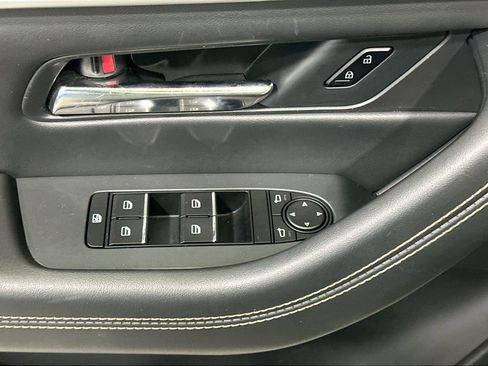 Used 2024 MAZDA CX-90 3.3 Turbo w/ Preferred Plus image 14