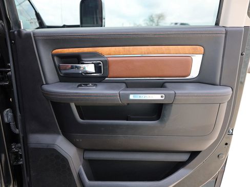 Used 2015 RAM 2500 Longhorn w/ Convenience Group image 47