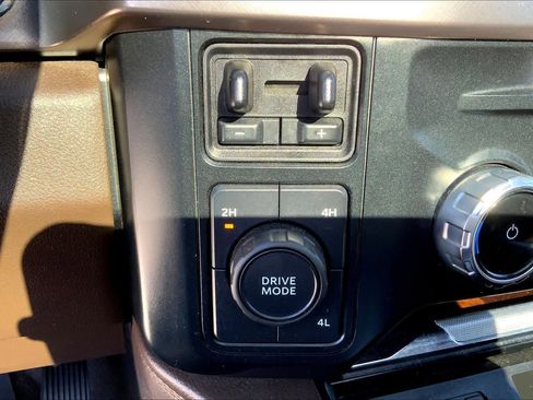 Certified 2023 Ford F350 King Ranch image 31