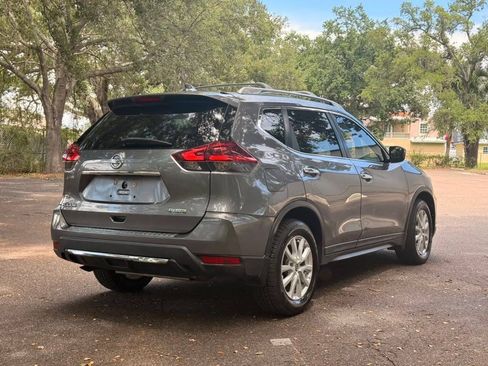 Used 2019 Nissan Rogue S w/ Special Edition Package FWD image 5