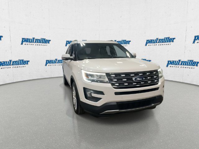 Used 2016 Ford Explorer Limited w/ Equipment Group 301A AWD/4WD image 3