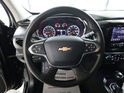 Used 2020 Chevrolet Traverse LS w/ LPO, Blackout Package AWD/4WD image 18