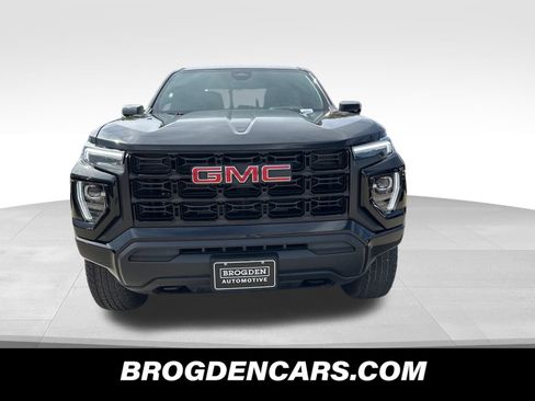 New 2026 GMC Canyon Elevation image 9