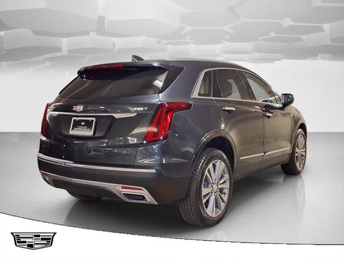 Certified 2023 Cadillac XT5 Premium Luxury FWD image 2
