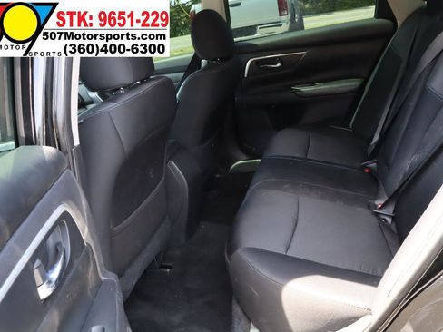 Used 2016 Nissan Altima 2.5 SR w/ Interior Lighting Package FWD image 14