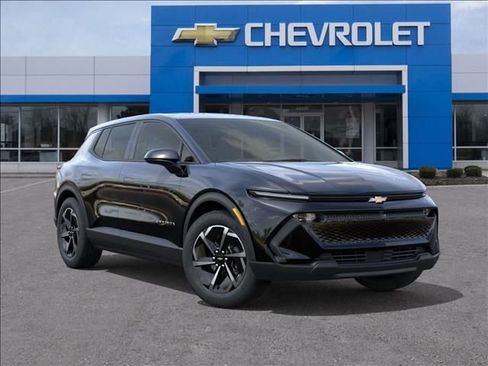 New 2026 Chevrolet Equinox EV LT image 7