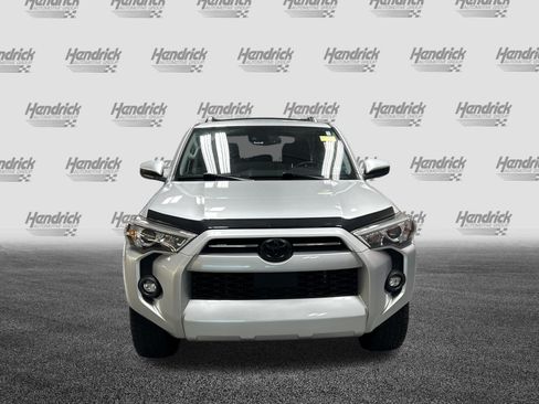 Used 2022 Toyota 4Runner SR5 RWD image 3