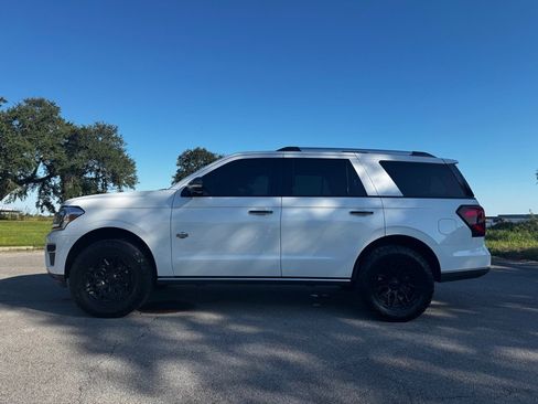 Used 2024 Ford Expedition King Ranch image 2