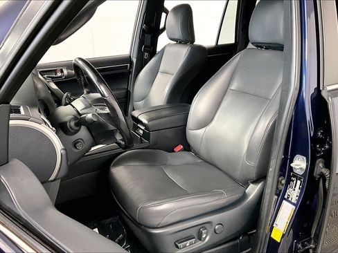 Used 2022 Lexus GX 460 image 25