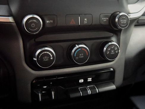 Used 2024 RAM 3500 Big Horn AWD/4WD image 20