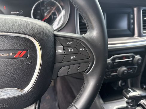 Used 2017 Dodge Charger SE w/ Popular Equipment Group RWD image 19