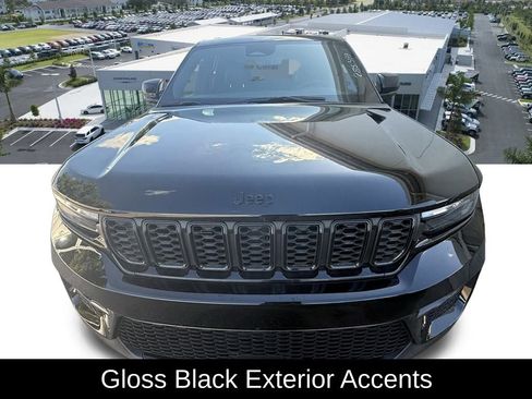 Certified 2025 Jeep Grand Cherokee Limited w/ Black Appearance Package image 10