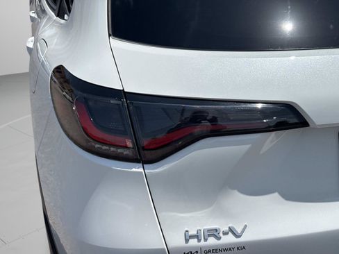 Used 2024 Honda HR-V Sport image 35