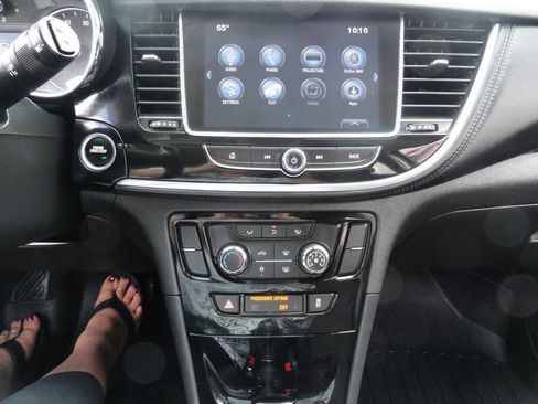 Used 2018 Buick Encore Preferred image 14