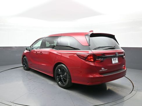 Certified 2023 Honda Odyssey Sport image 8