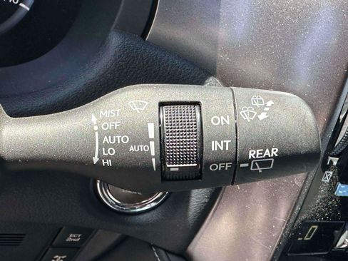 Used 2023 Lexus GX 460 w/ Black Line Special Edition AWD/4WD image 23