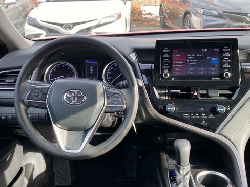Used 2023 Toyota Camry LE image 10