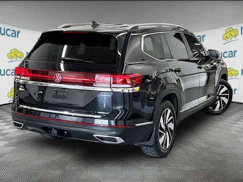 Used 2024 Volkswagen Atlas SEL AWD/4WD image 6