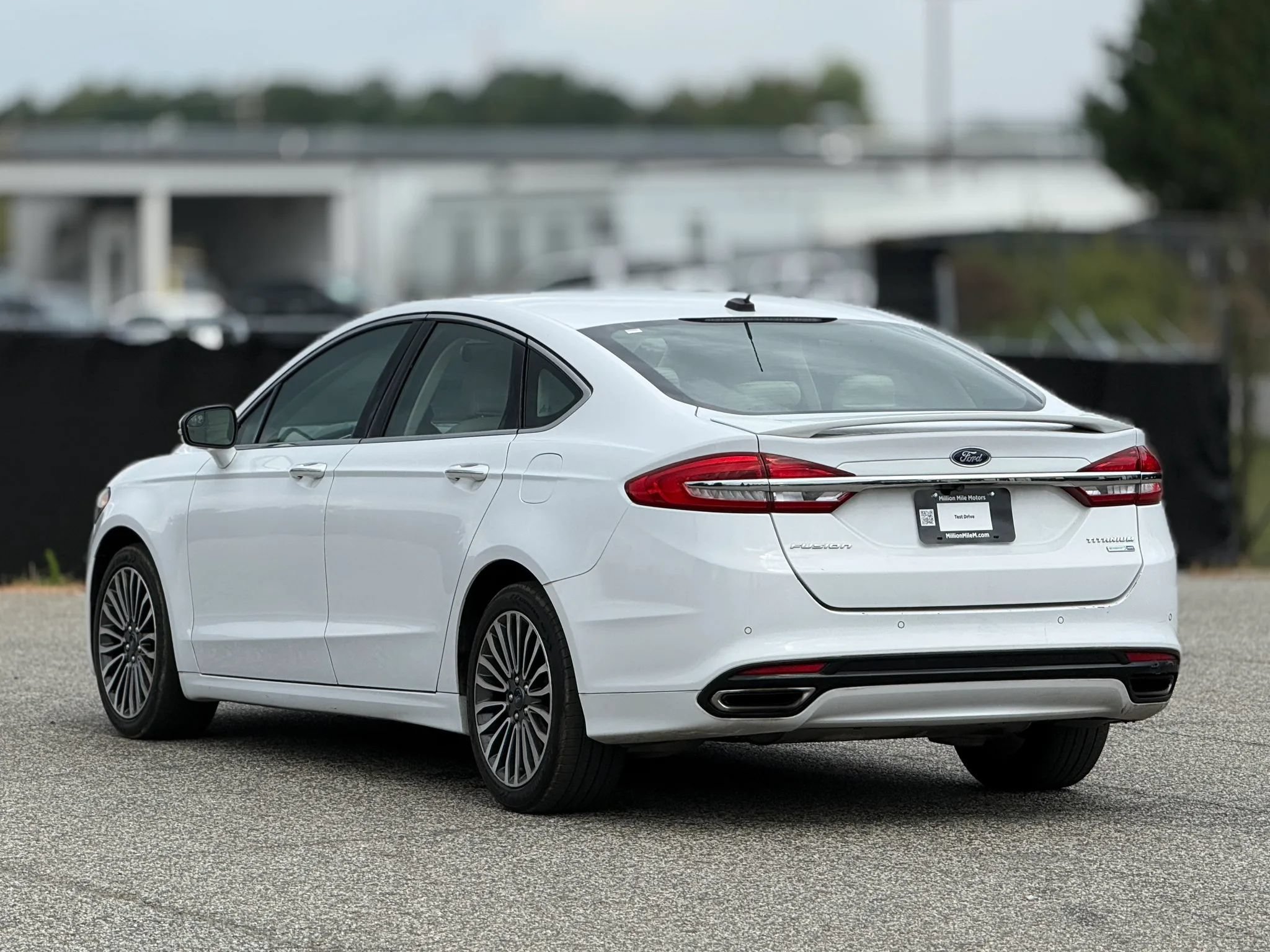 Used 2018 Ford Fusion Titanium AWD/4WD image 10