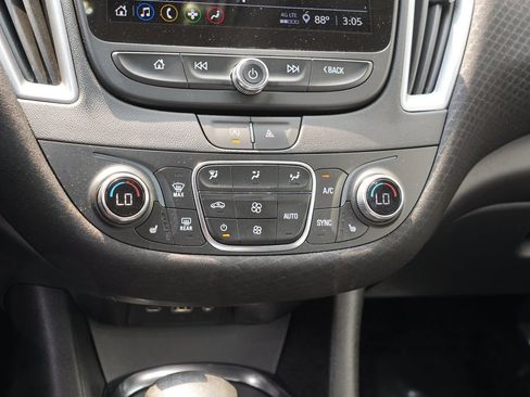 Used 2023 Chevrolet Malibu LT FWD image 24