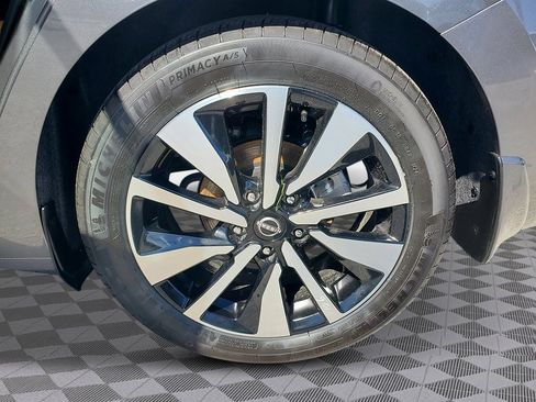 New 2025 Nissan Sentra SV w/ SV Premium Package image 12