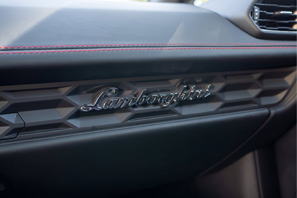 Used 2019 Lamborghini Huracan LP 580-2 RWD image 31