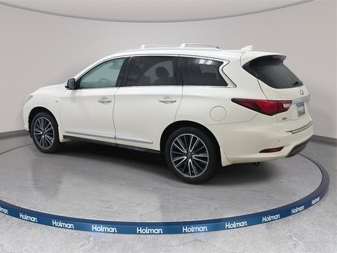 Used 2019 INFINITI QX60 Luxe w/ Sensory Package image 8