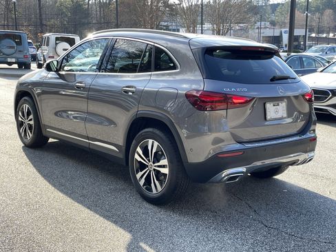 Certified 2025 Mercedes-Benz GLA 250 image 12