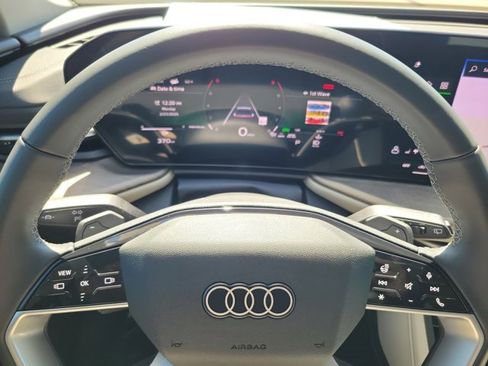 Certified 2025 Audi Q5 Premium w/ Convenience Package image 20