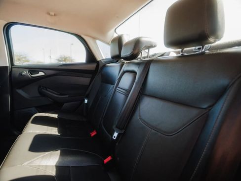 Used 2015 Ford Focus Titanium image 27