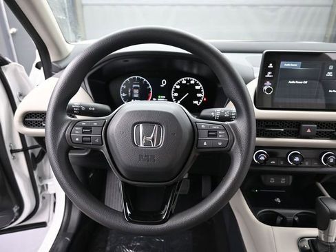 New 2026 Honda HR-V LX image 16