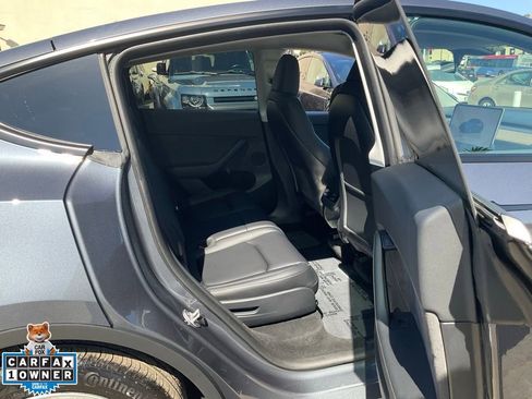 Used 2023 Tesla Model Y Long Range image 54