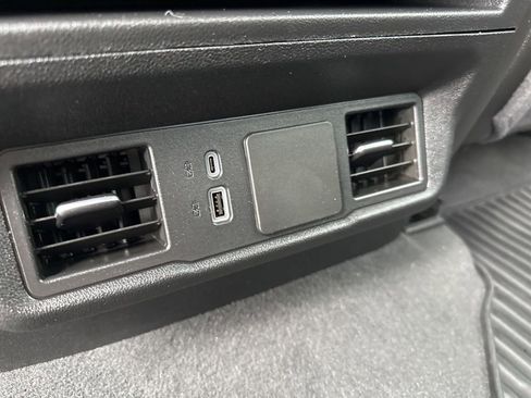 Used 2025 Chevrolet Silverado 1500 Custom Trail Boss w/ LPO, Dark Essentials Package image 35