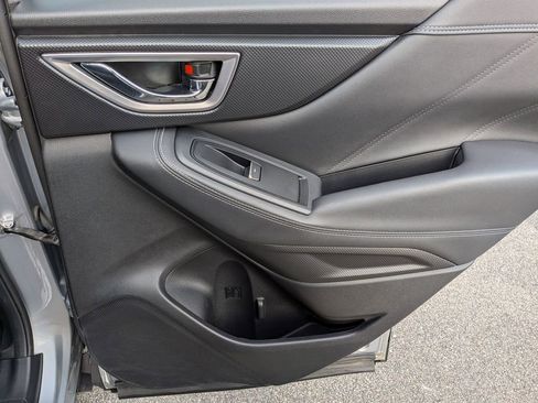 Used 2019 Subaru Forester Limited image 32