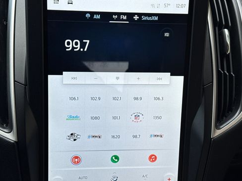 Certified 2024 Ford Edge SEL image 19