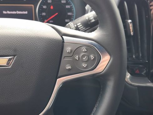 Used 2023 Chevrolet Traverse LT FWD image 29