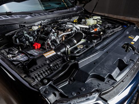 Used 2025 Ford F350 King Ranch w/ Chrome Package image 41