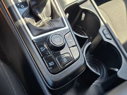 Used 2023 Kia Sportage LX FWD image 33
