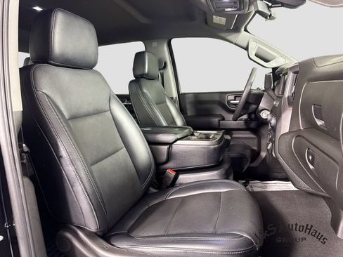 Used 2021 Chevrolet Silverado 1500 Custom Trail Boss AWD/4WD image 33
