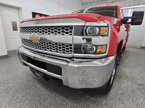 Used 2019 Chevrolet Silverado 2500 W/T w/ WT Convenience Package image 11