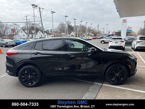 Used 2025 Buick Envista Sport Touring w/ Convenience I Package image 8