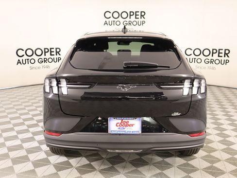 Used 2023 Ford Mustang Mach-E Select image 21