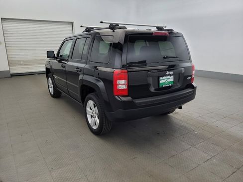 Used 2017 Jeep Patriot Latitude FWD image 5